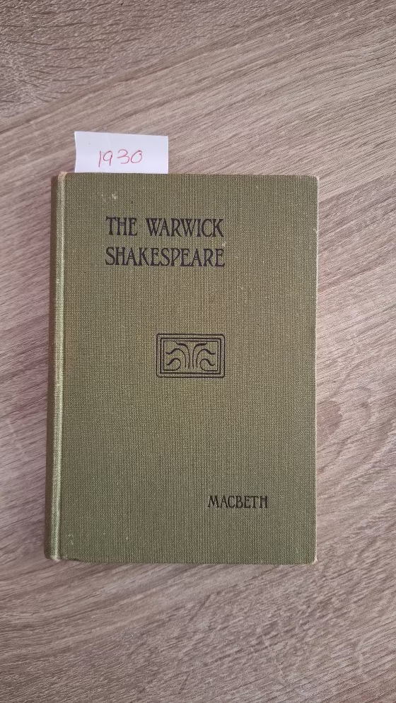 William Shakespeare - The Warwick Shakespeare: Macbeth (hardcover) εξώφυλλο βιβλίου