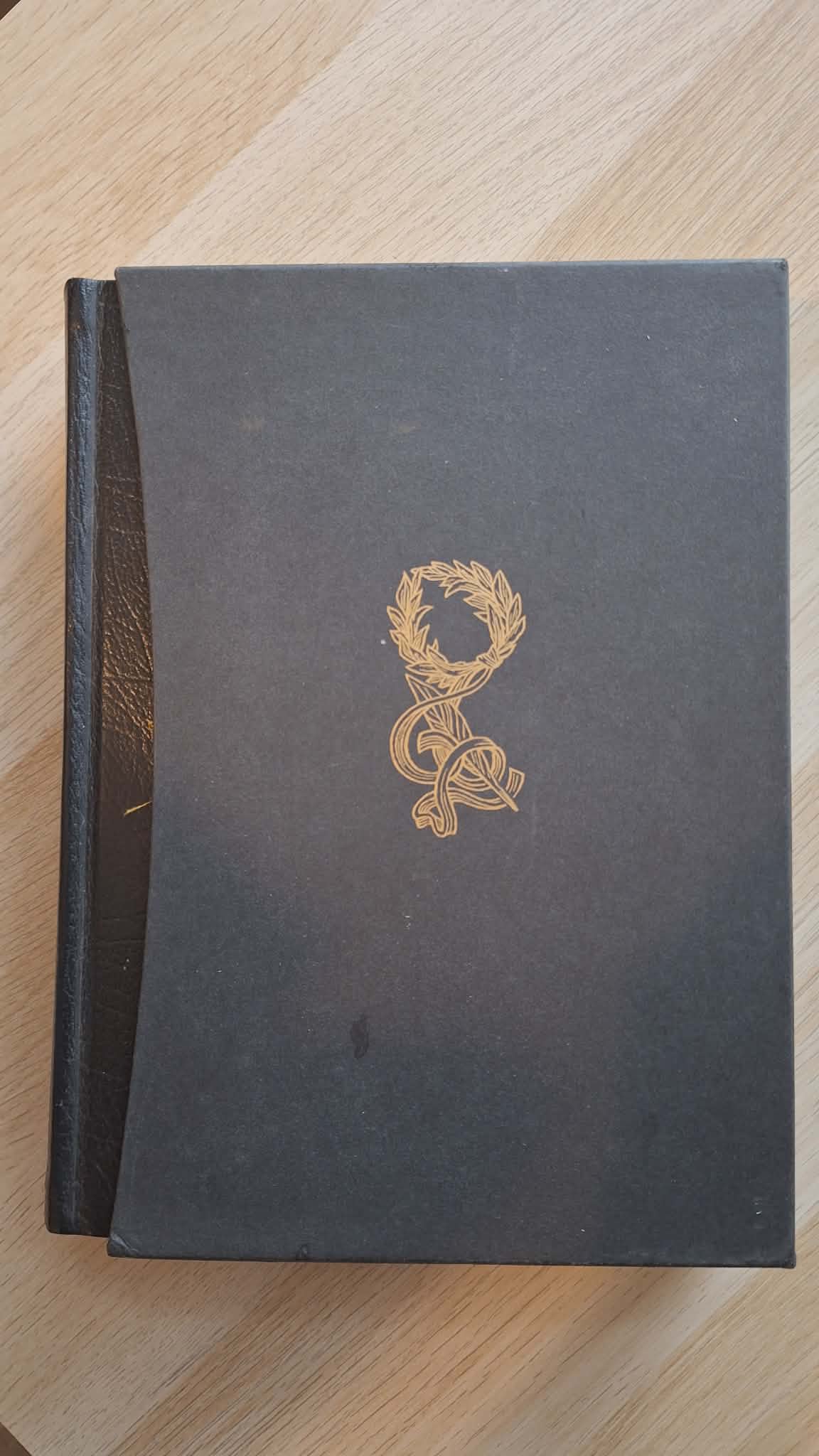 The Folio Golden Treasury: The Best Songs and Lyrical Poems in the English Language (The Folio Society) εξώφυλλο βιβλίου 6