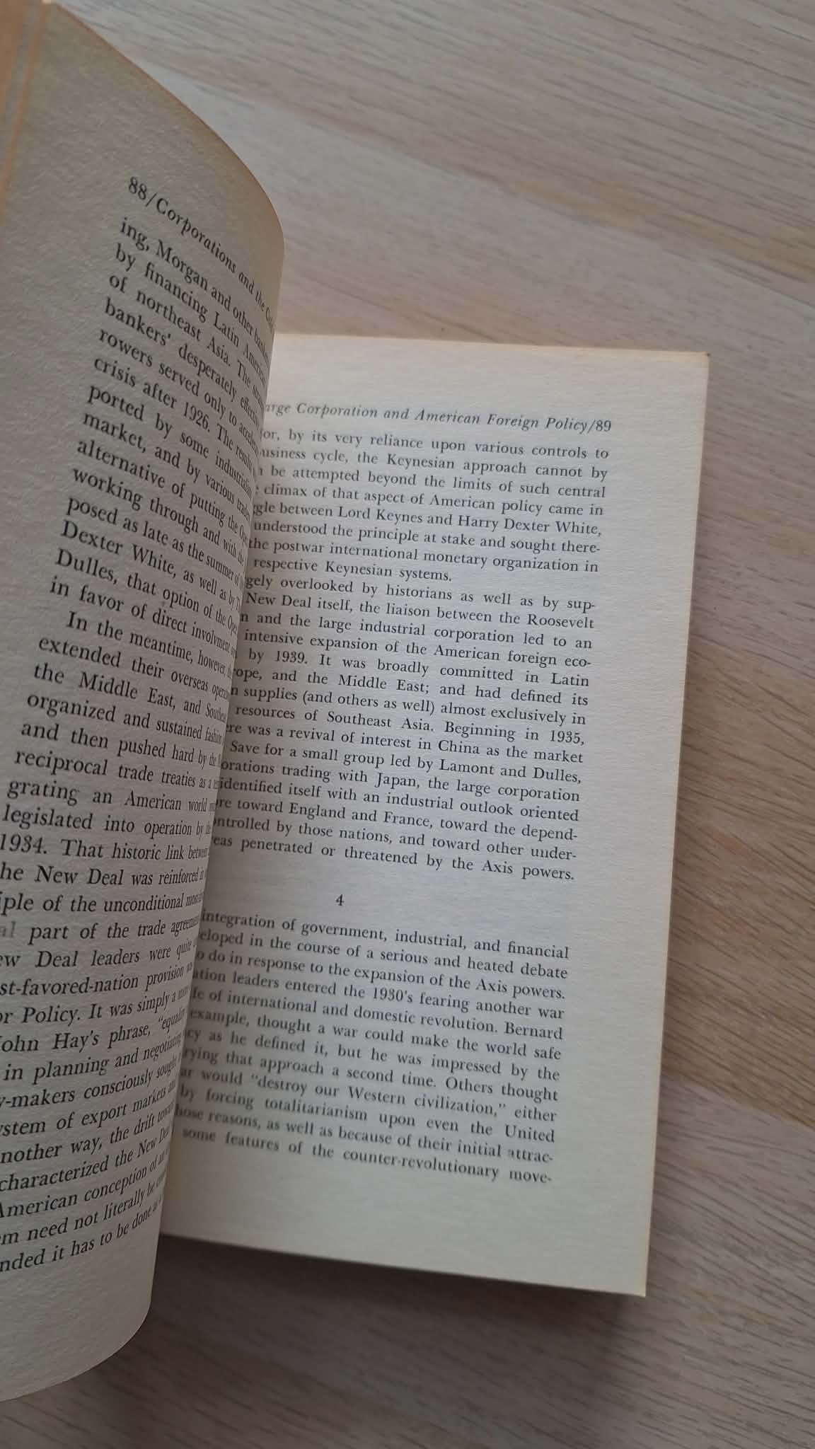 Ed Horowitz Corporations and the Cold War (ed. David Horowitz) – Biblioteca