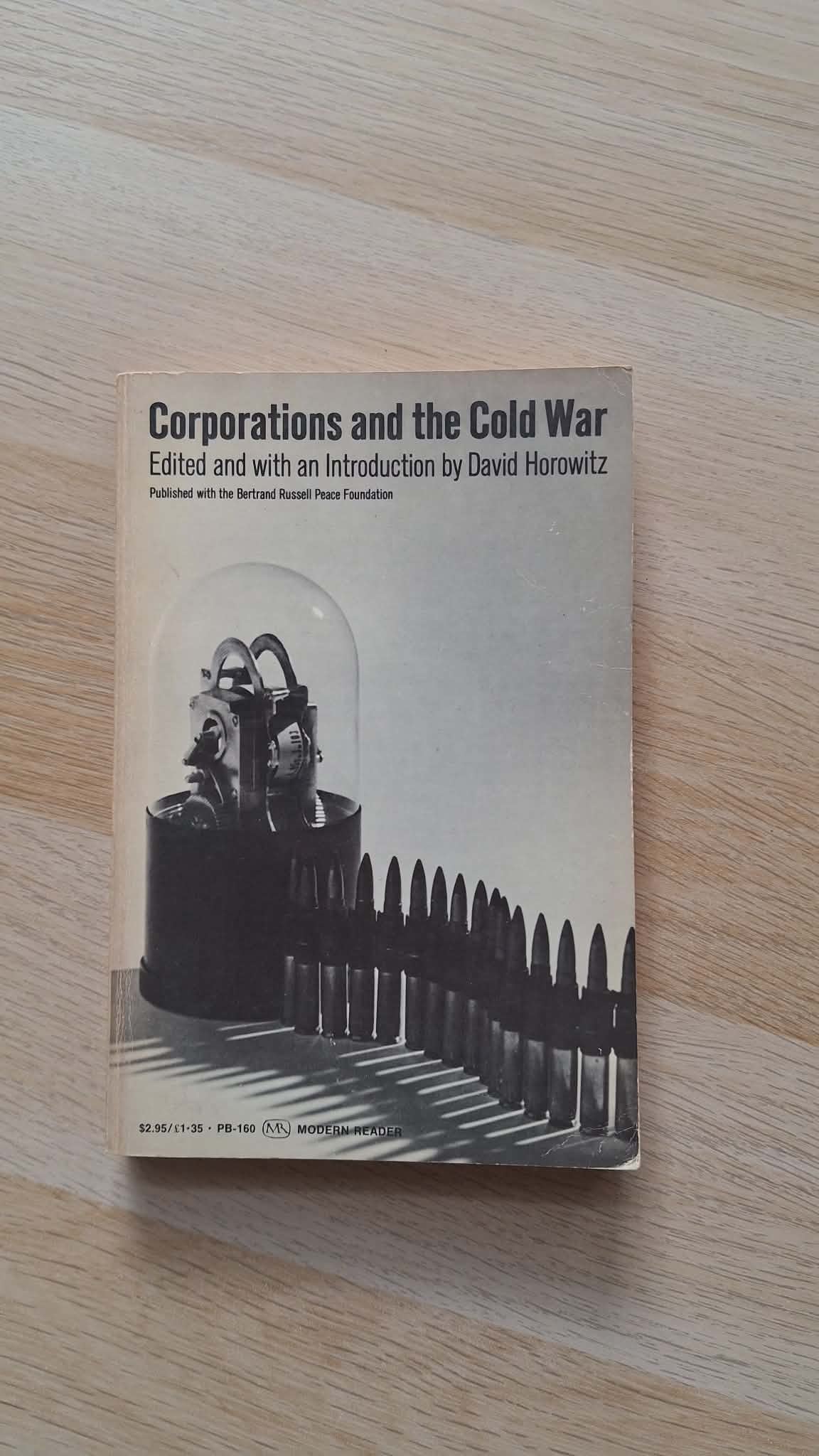 Corporations and the Cold War (ed. David Horowitz) – Biblioteca