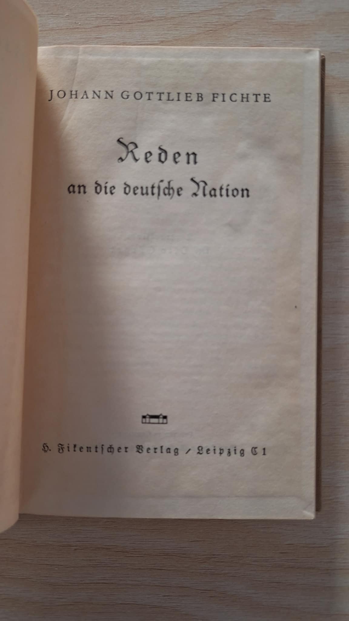 Online και φυσικό βιβλιοπωλείο Biblioteca. Καινούργια και παλιά βιβλία, ελληνικά και ξενόγλωσσα. Αποστολή με BOX NOW. 