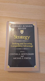 Strategy: Seeking and Securing Competitive Advantage (ed. Cynthia A. Montgomery, Michael E. Porter) εξώφυλλο βιβλίου
