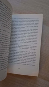 Jonas Jonasson - The Hundred–Year–Old Man Who Climbed Out the Window and Disappeared εξώφυλλο βιβλίου