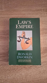 Ronald Dworkin - Law's Empire - εξώφυλλο βιβλίου