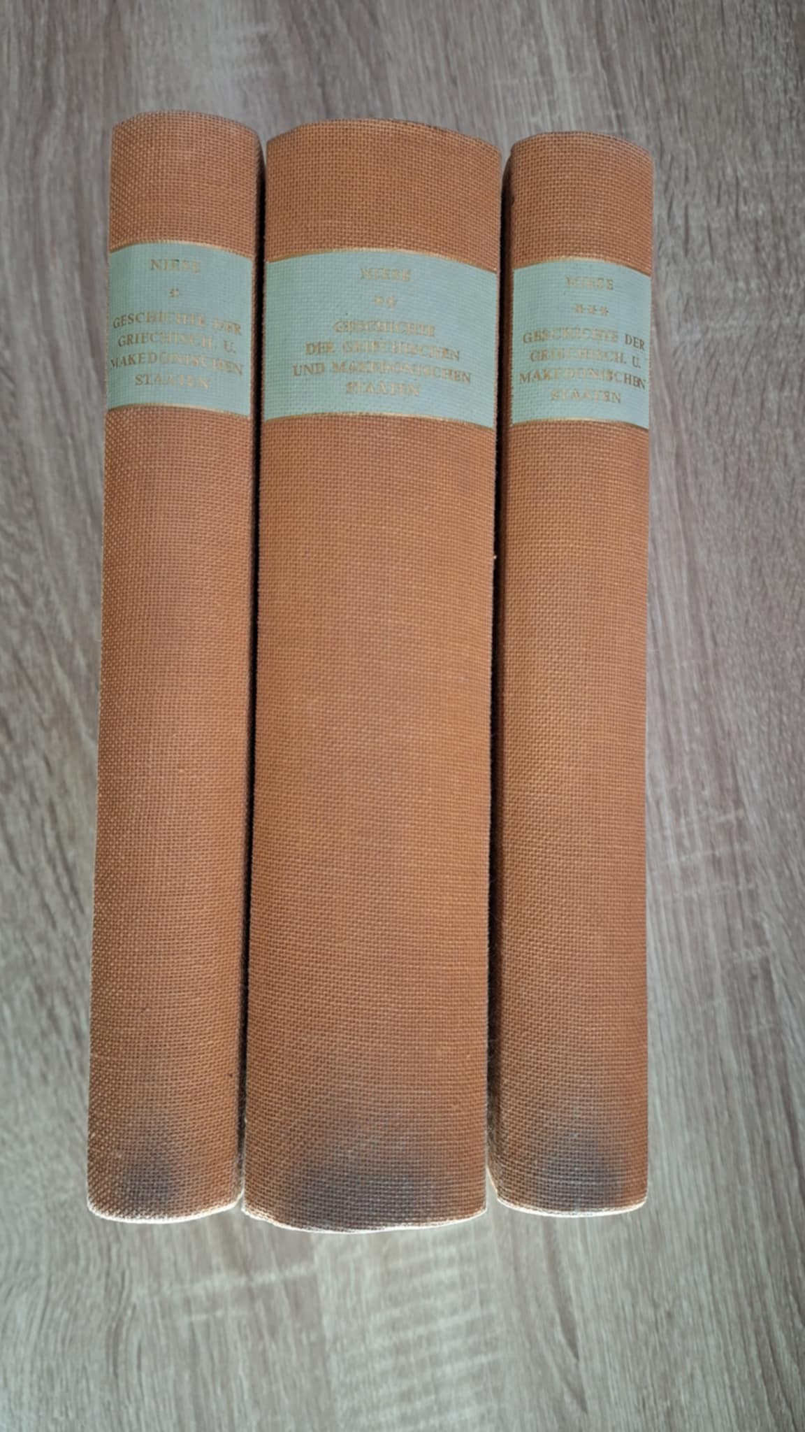 Benedictus Niese - Geschichte der Griechischen und Makedonischen Staaten Seit der Schlacht bei Chaeronea (Bänden 1–3) - εξώφυλλο βιβλίου 4