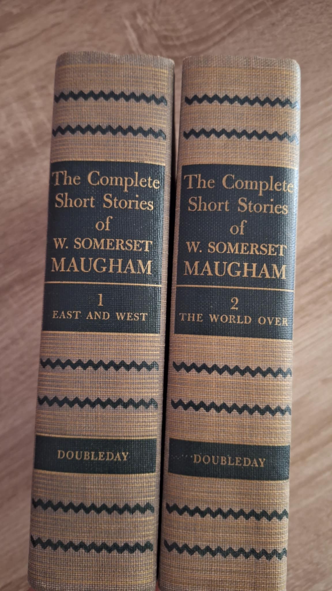 Somerset Maugham - The Complete Short Stories of W. Somerset Maugham (Two volume set: East and West & The World Over) - εξώφυλλο βιβλίου 5