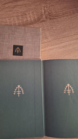 Somerset Maugham - The Complete Short Stories of W. Somerset Maugham (Two volume set: East and West & The World Over) - εξώφυλλο βιβλίου 3