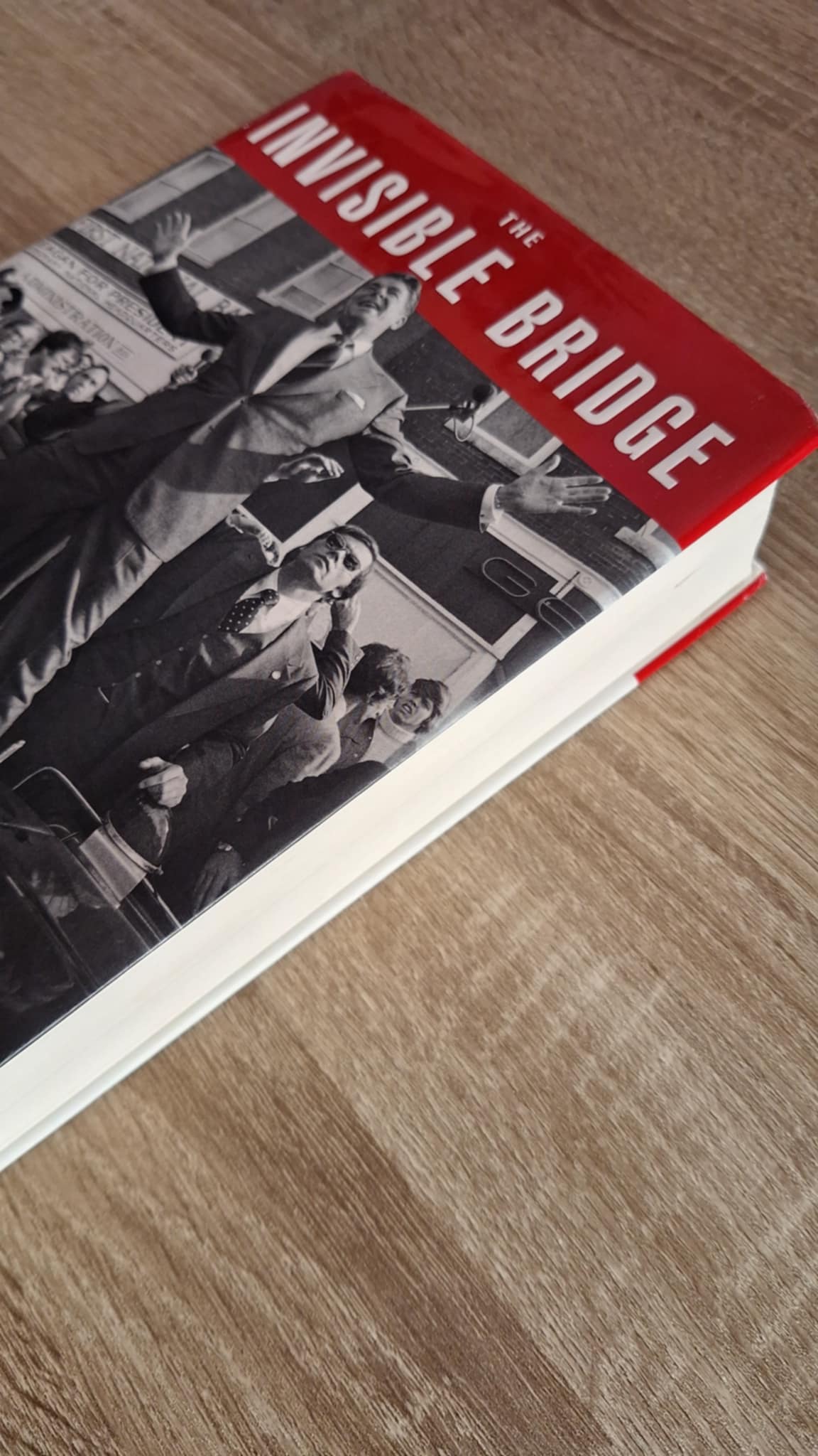 Rick Perlstein - The Invisible Bridge: The Fall of Nixon and the Rise of Reagan (H/C) - εξώφυλλο βιβλίου 5