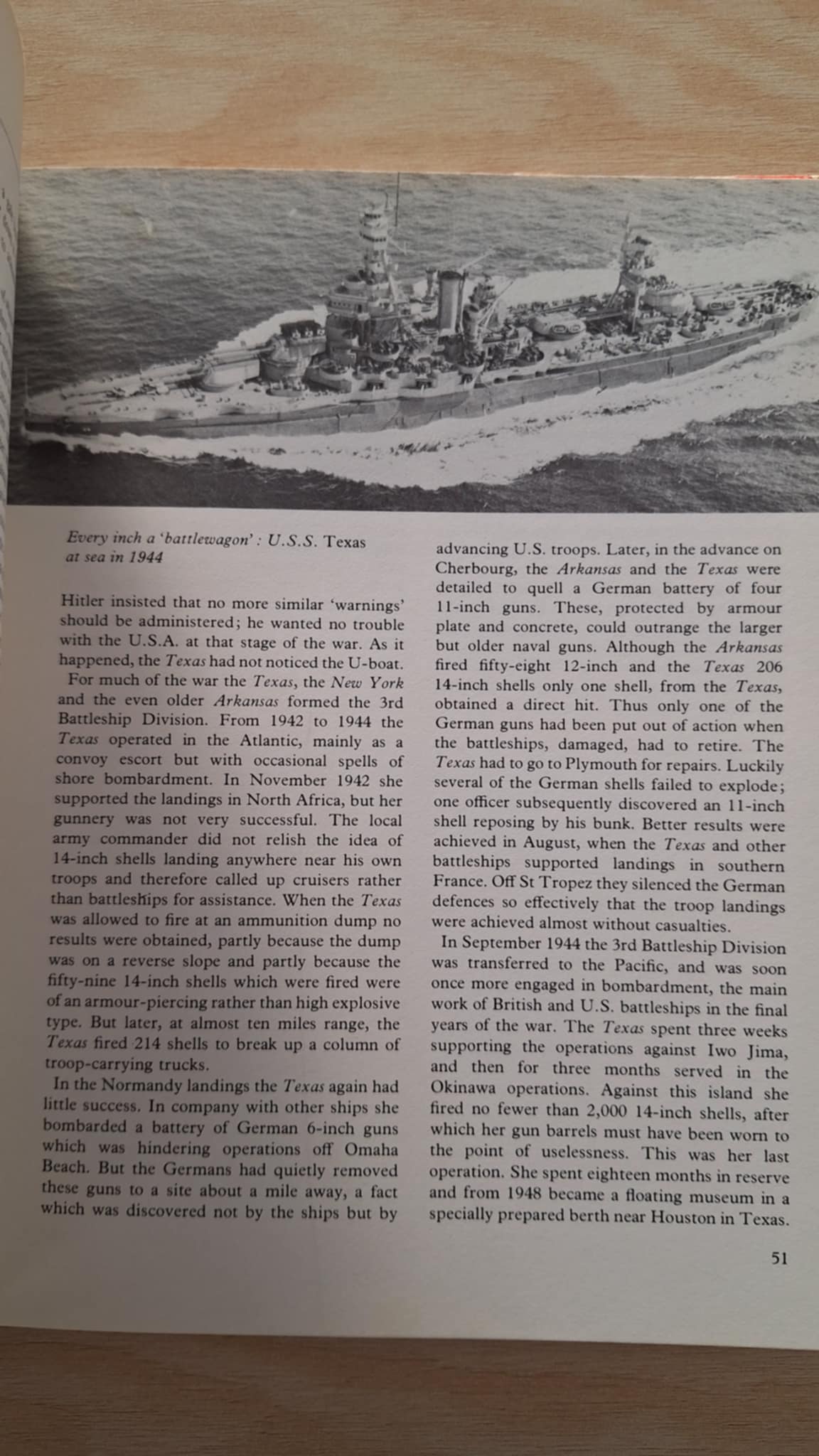 J.N. Westwood - Fighting Ships of World War II - εξώφυλλο βιβλίου 2